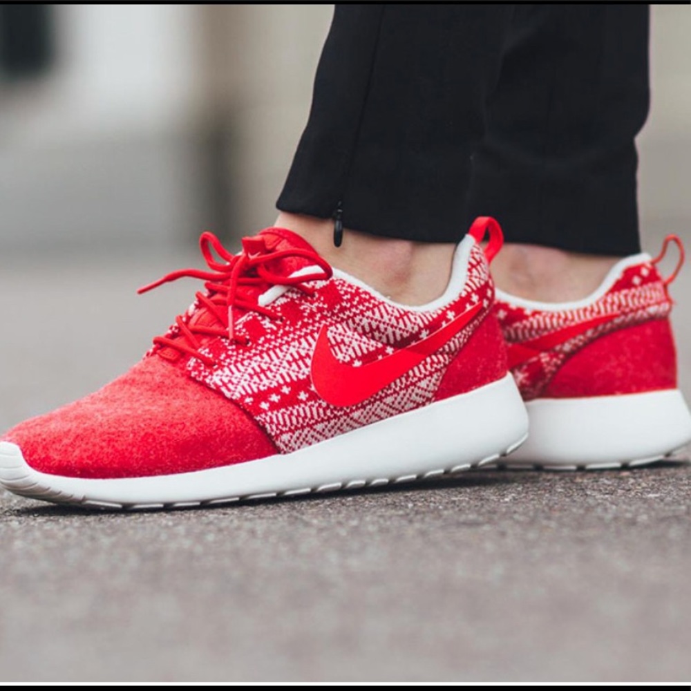 Nike Roshe One Winter Christmas Red